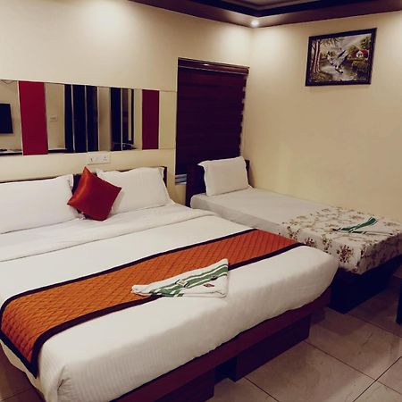 Majestic Inn Тривандрум Экстерьер фото